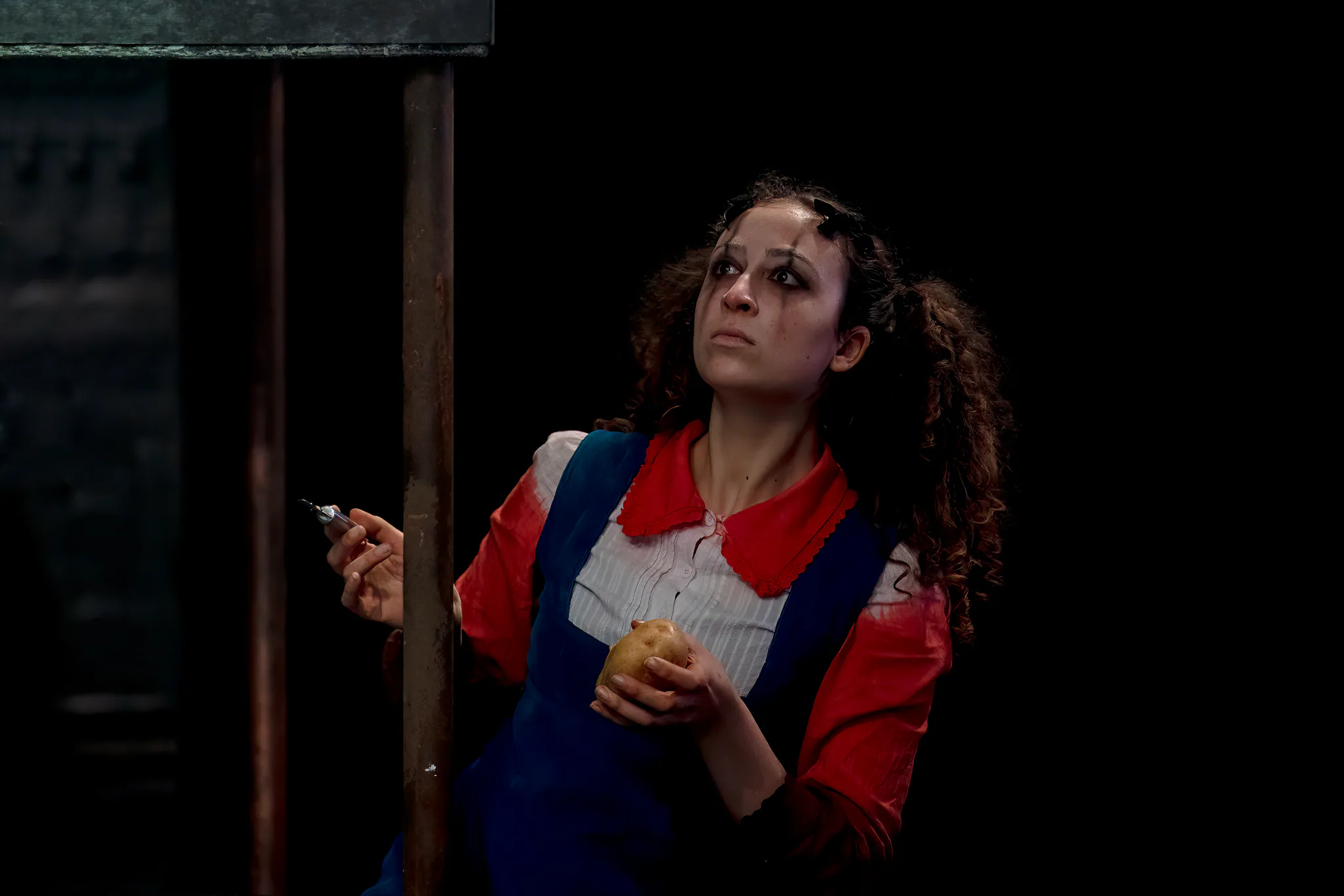 A Vampire Story at Greenwich Theatre — production photograph 12 of 40