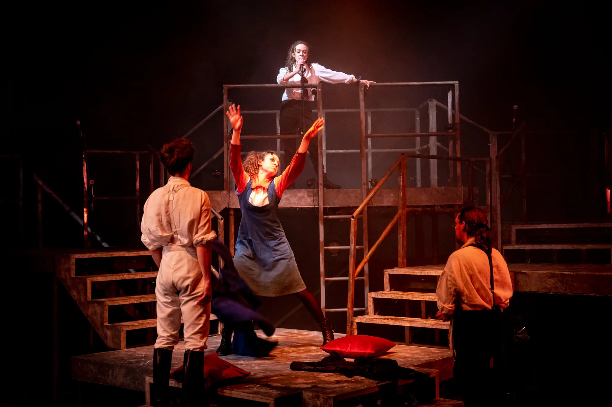 A Vampire Story at Greenwich Theatre — production photograph 13 of 40