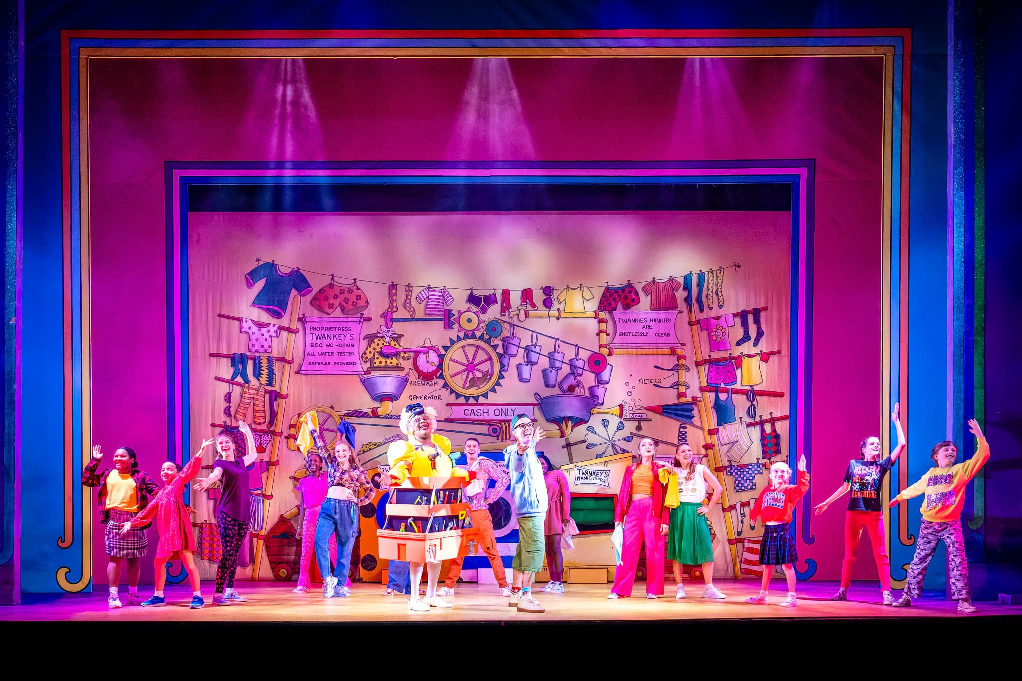 Aladdin at Hackney Empire, London — production photograph 8 of 19