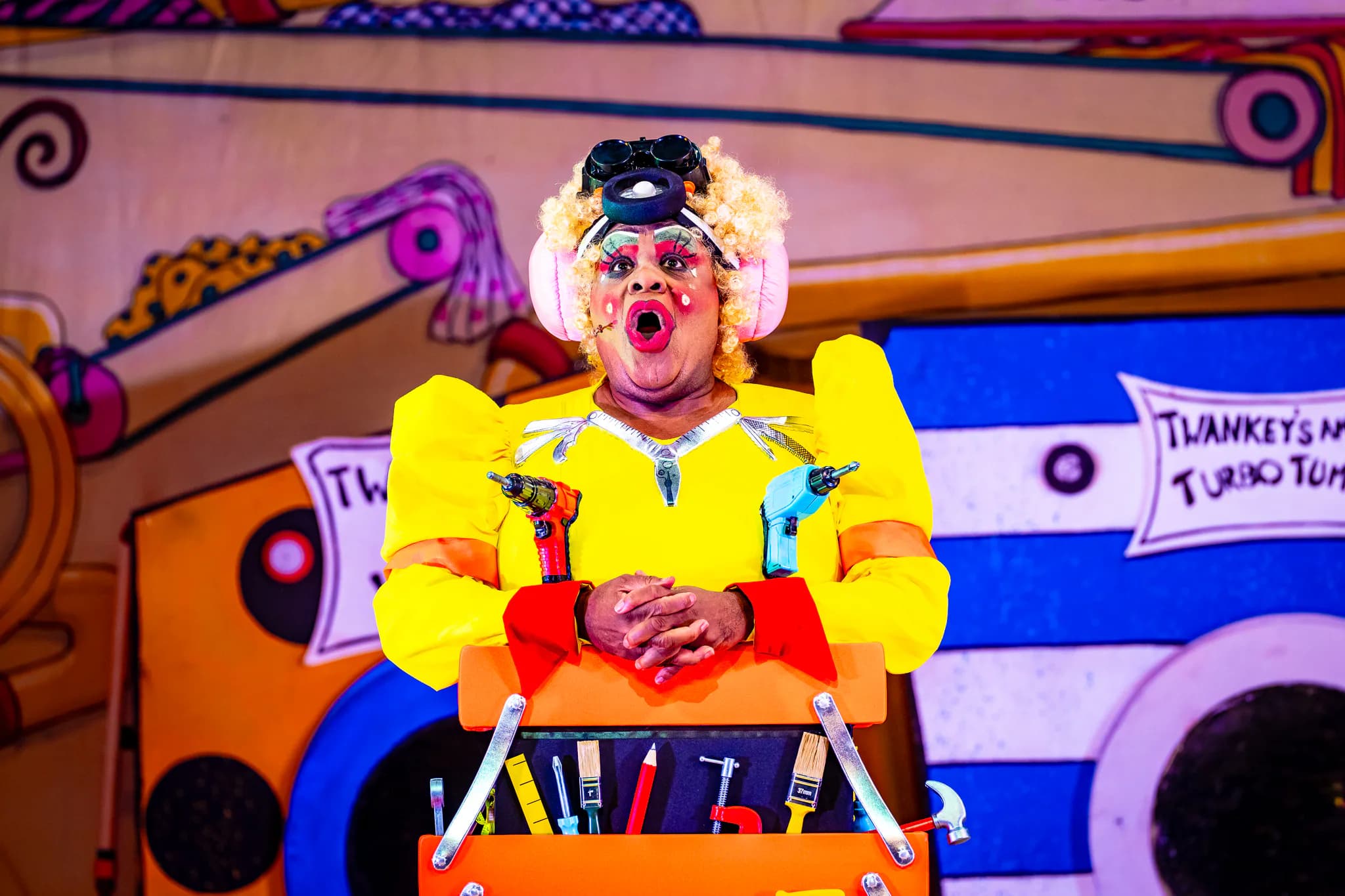 Aladdin at Hackney Empire, London — production photograph 15 of 19