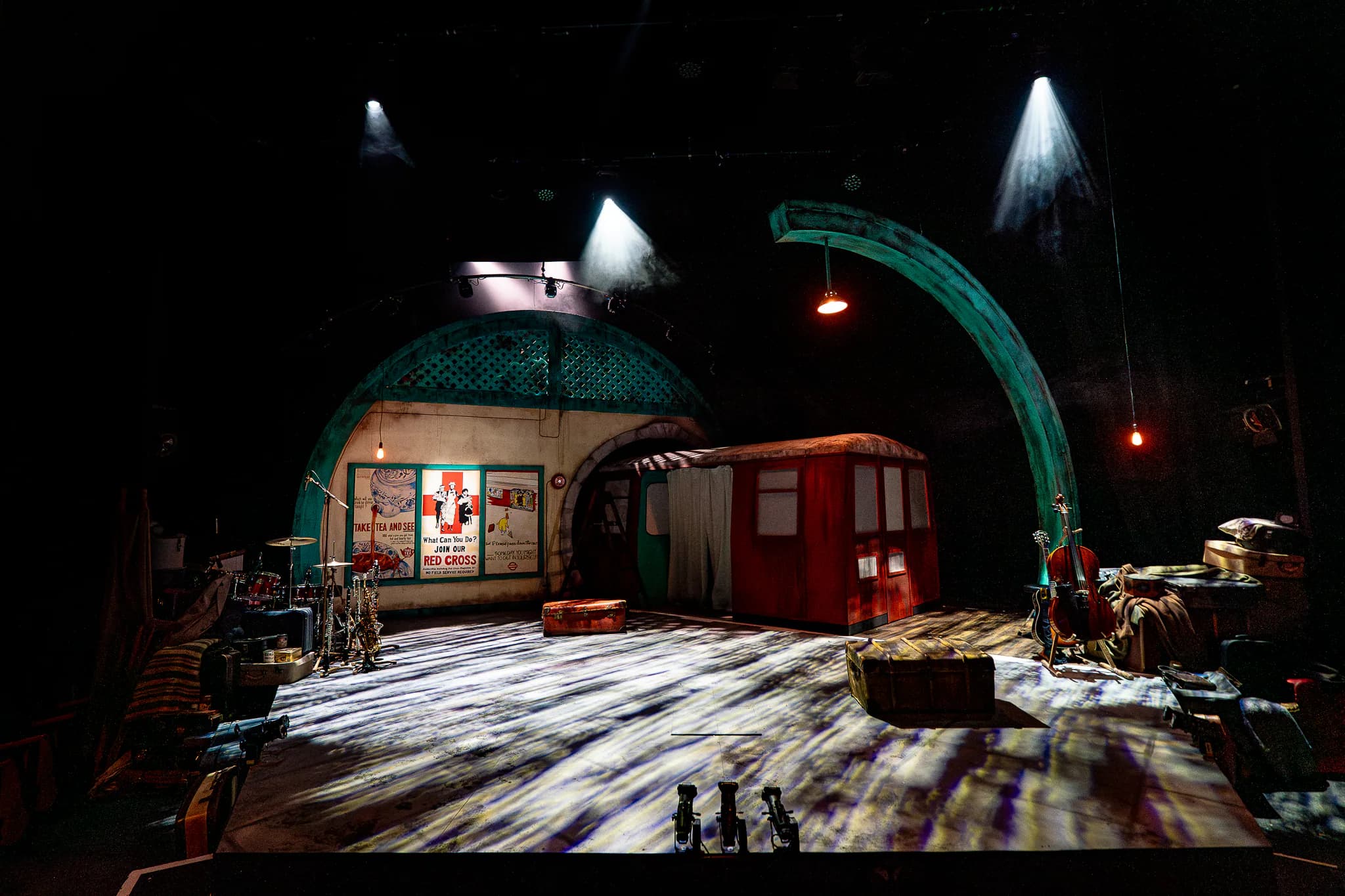 Alice by Heart at Greenwich Theatre — production photograph 4 of 47