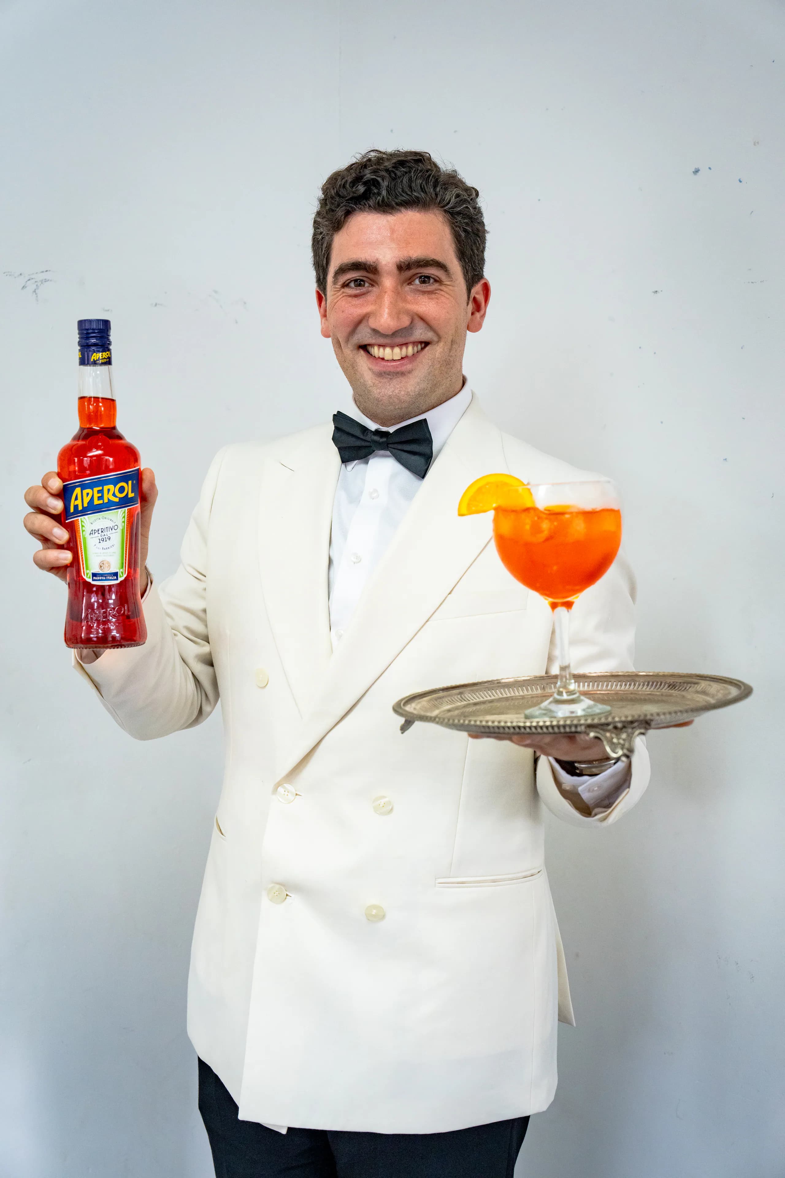 Aperol at Orange Tree Theatre — production photograph 4 of 4