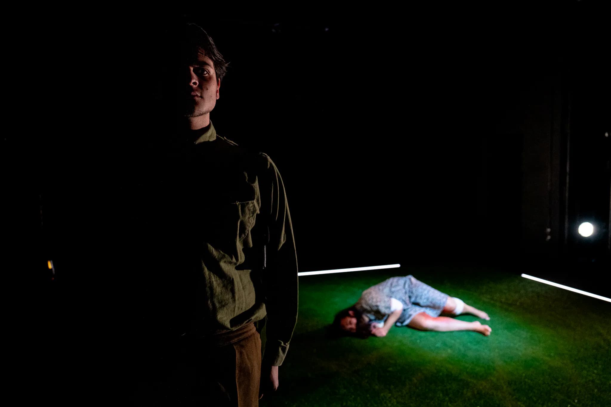 Fleas at Barn Theatre, Rose Bruford College, Sidcup — production photograph 14 of 40