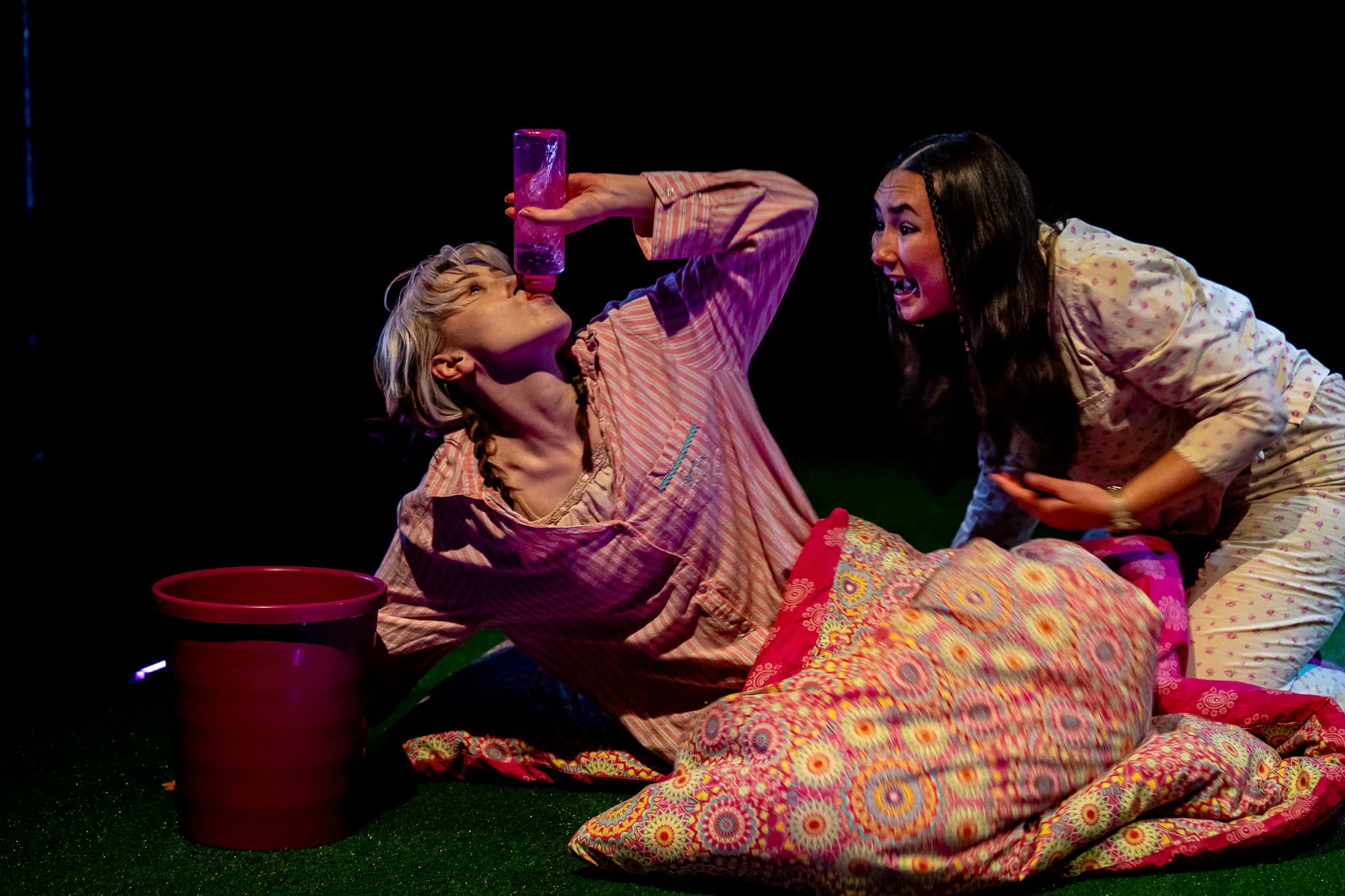 Fleas at Barn Theatre, Rose Bruford College, Sidcup — production photograph 18 of 40