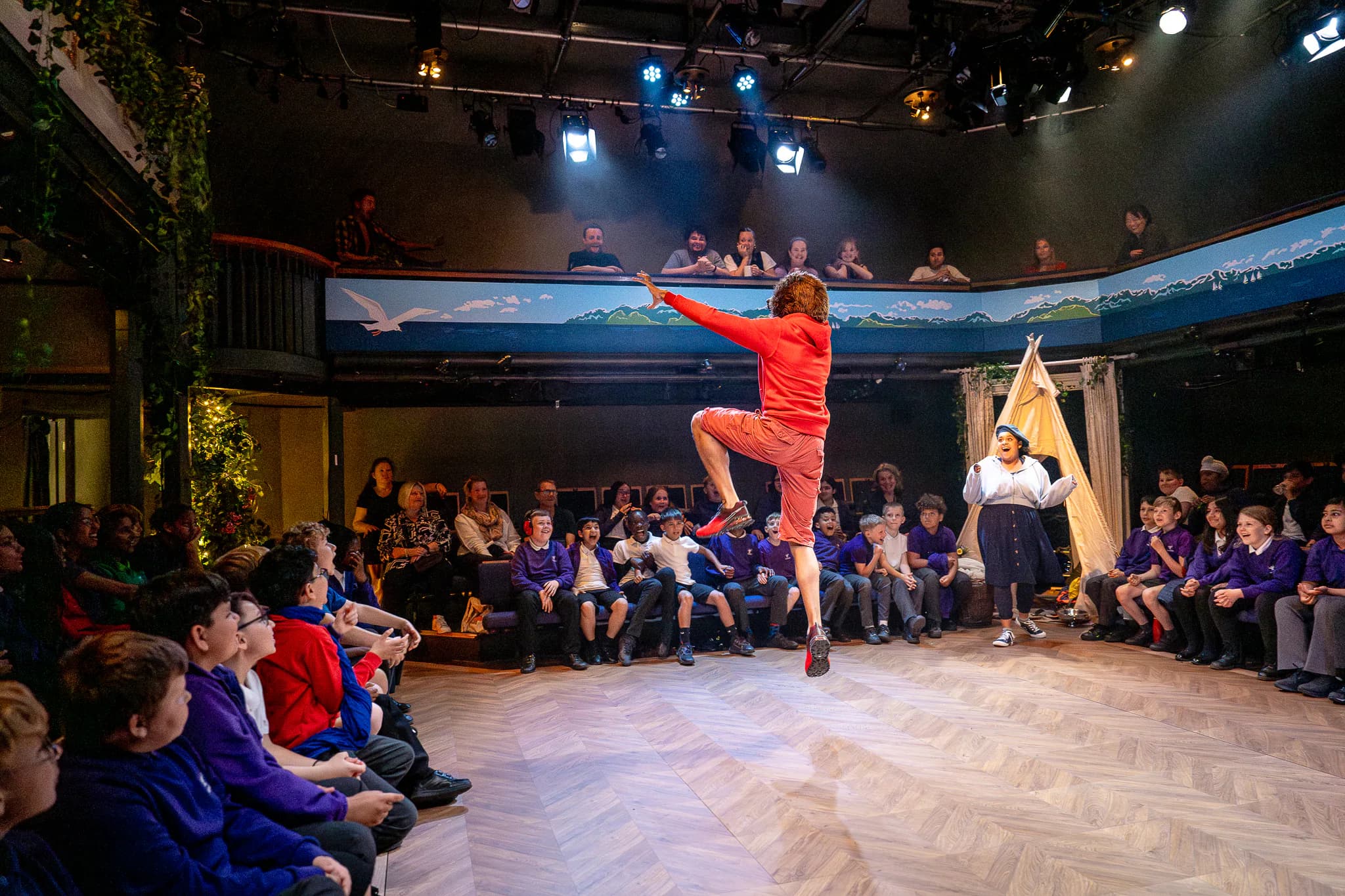 Hamlet at Orange Tree Theatre — production photograph 2 of 22