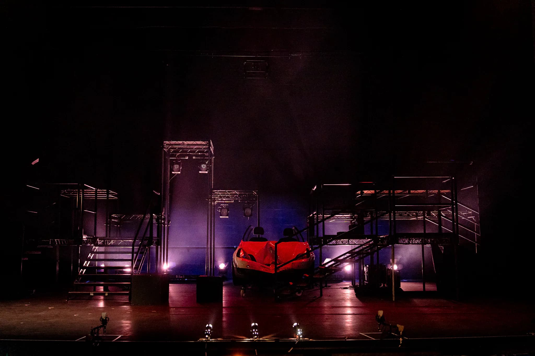 If I Were You at Bloomsbury Theatre, London — production photograph 2 of 42
