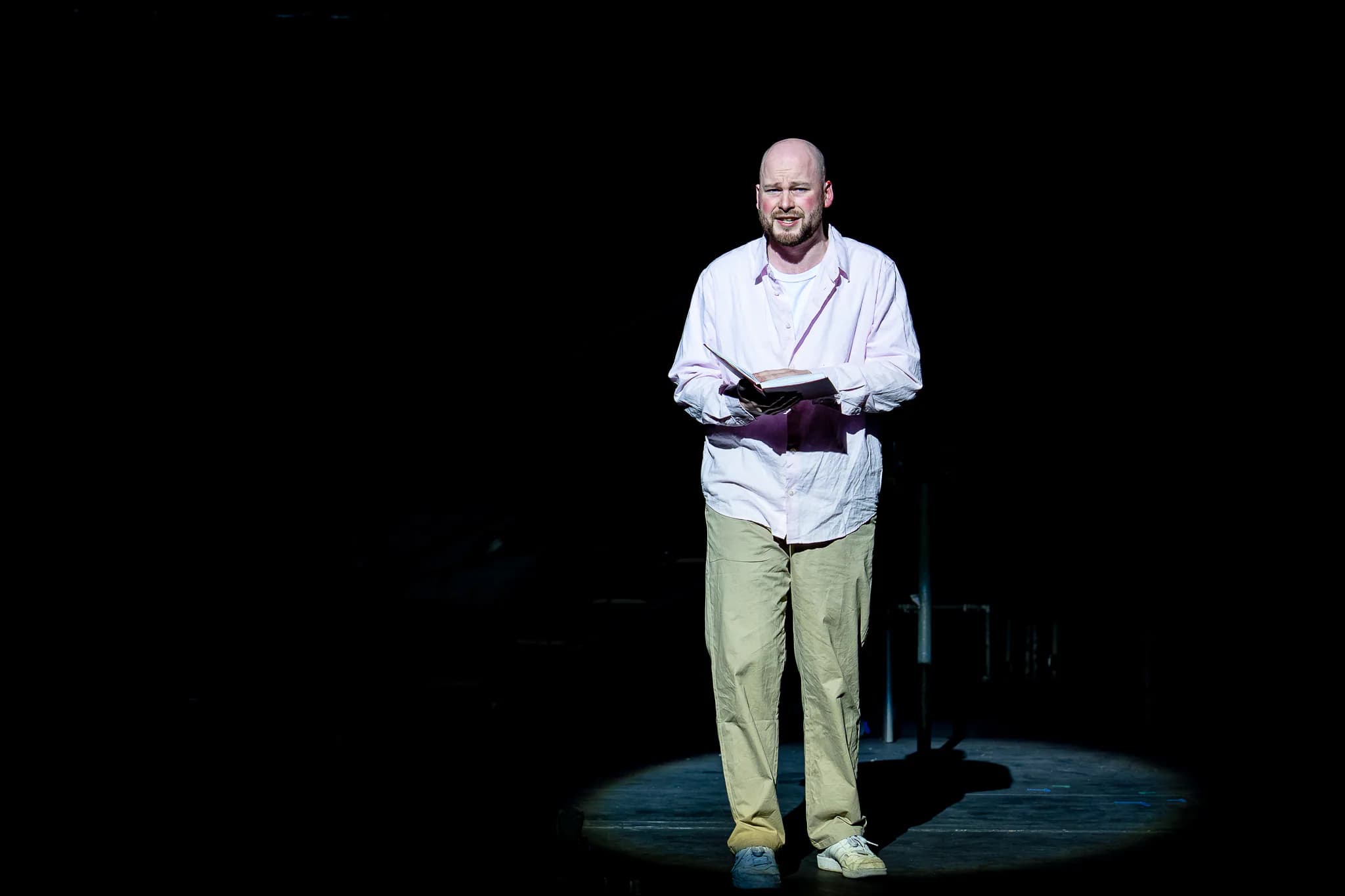 If I Were You at Bloomsbury Theatre, London — production photograph 9 of 42