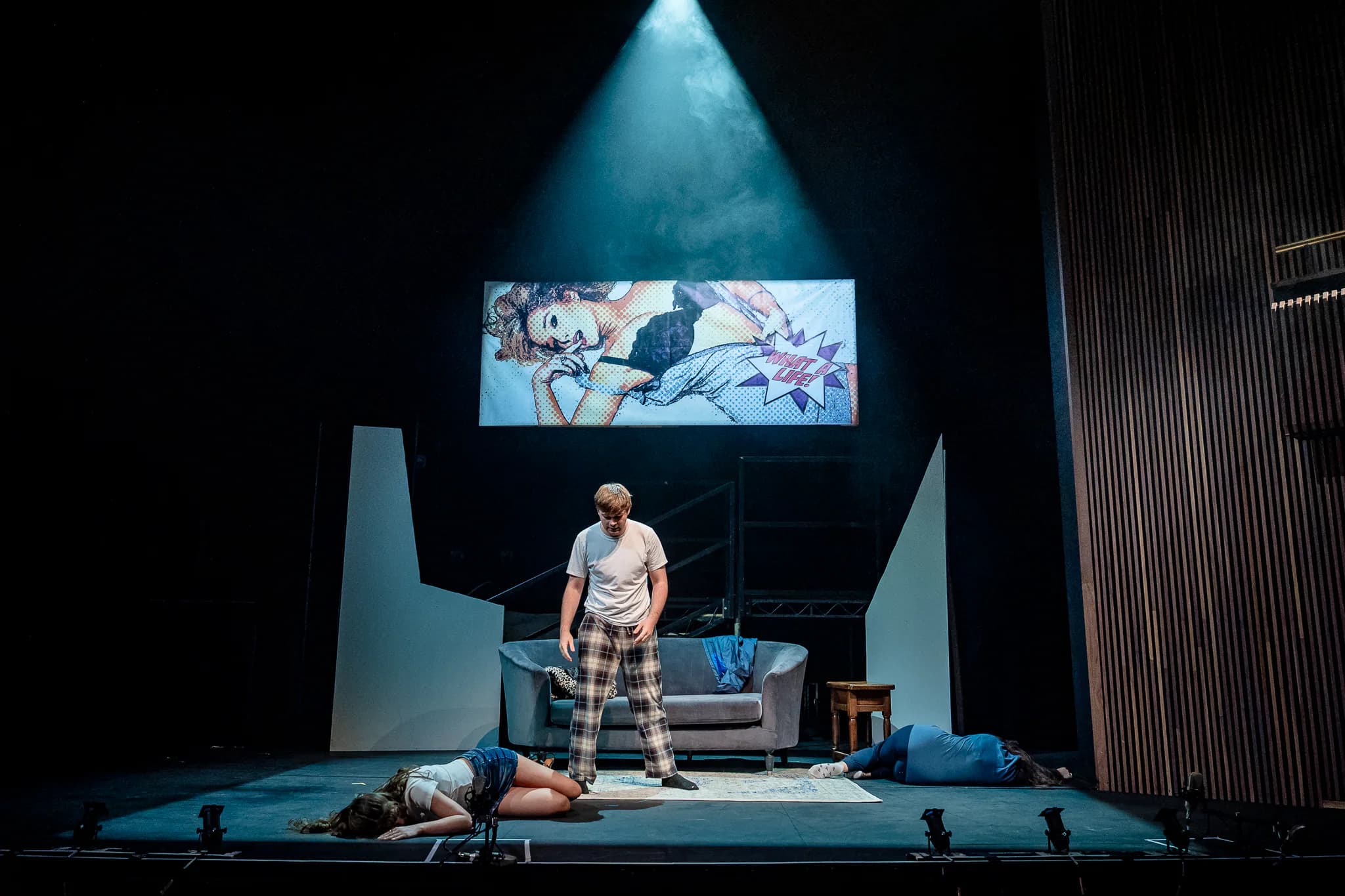 If I Were You at Bloomsbury Theatre, London — production photograph 19 of 42