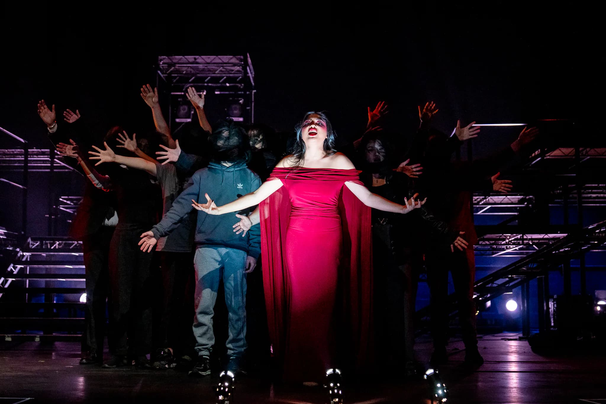 If I Were You at Bloomsbury Theatre, London — production photograph 28 of 42