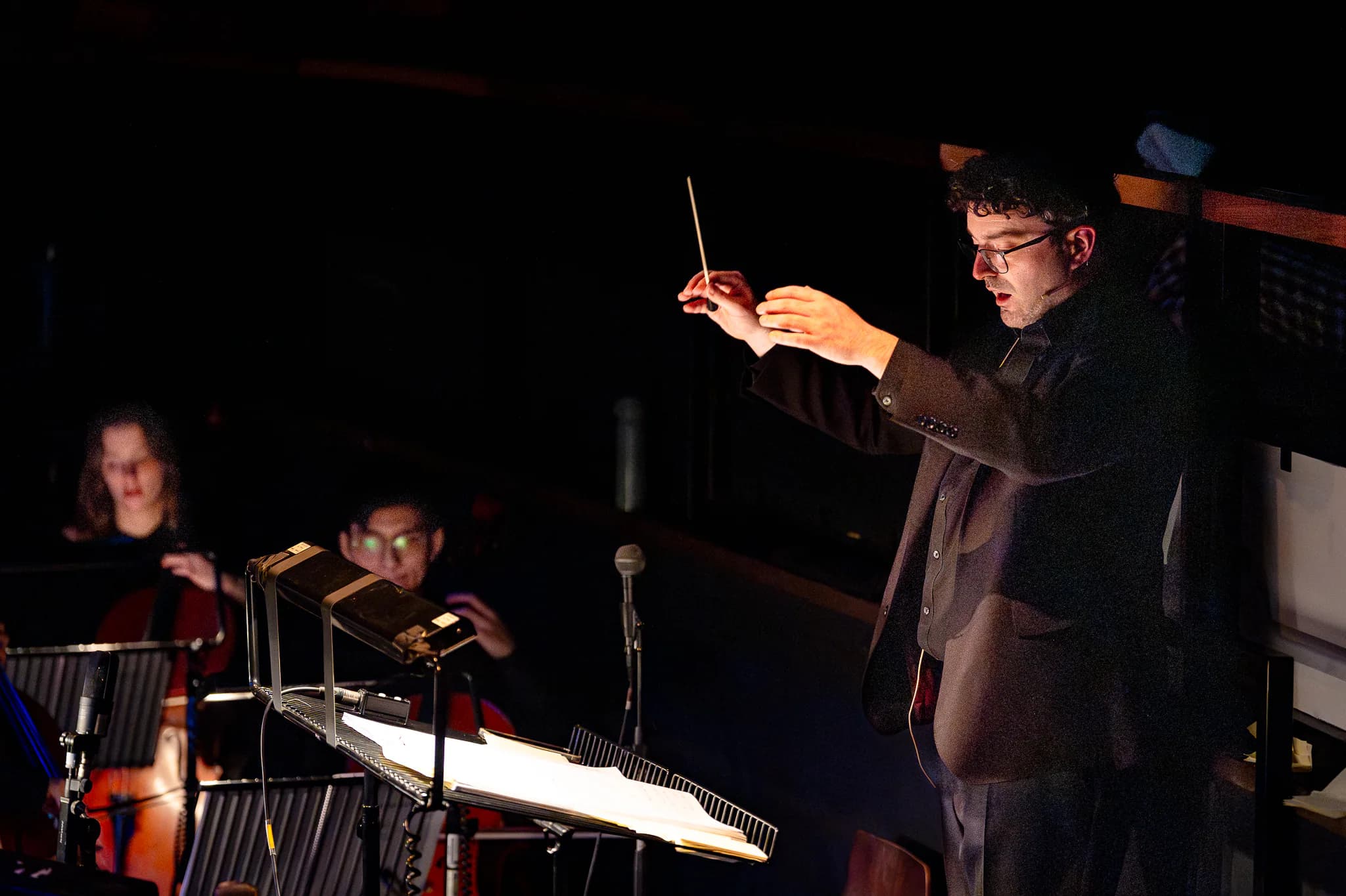 If I Were You at Bloomsbury Theatre, London — production photograph 30 of 42