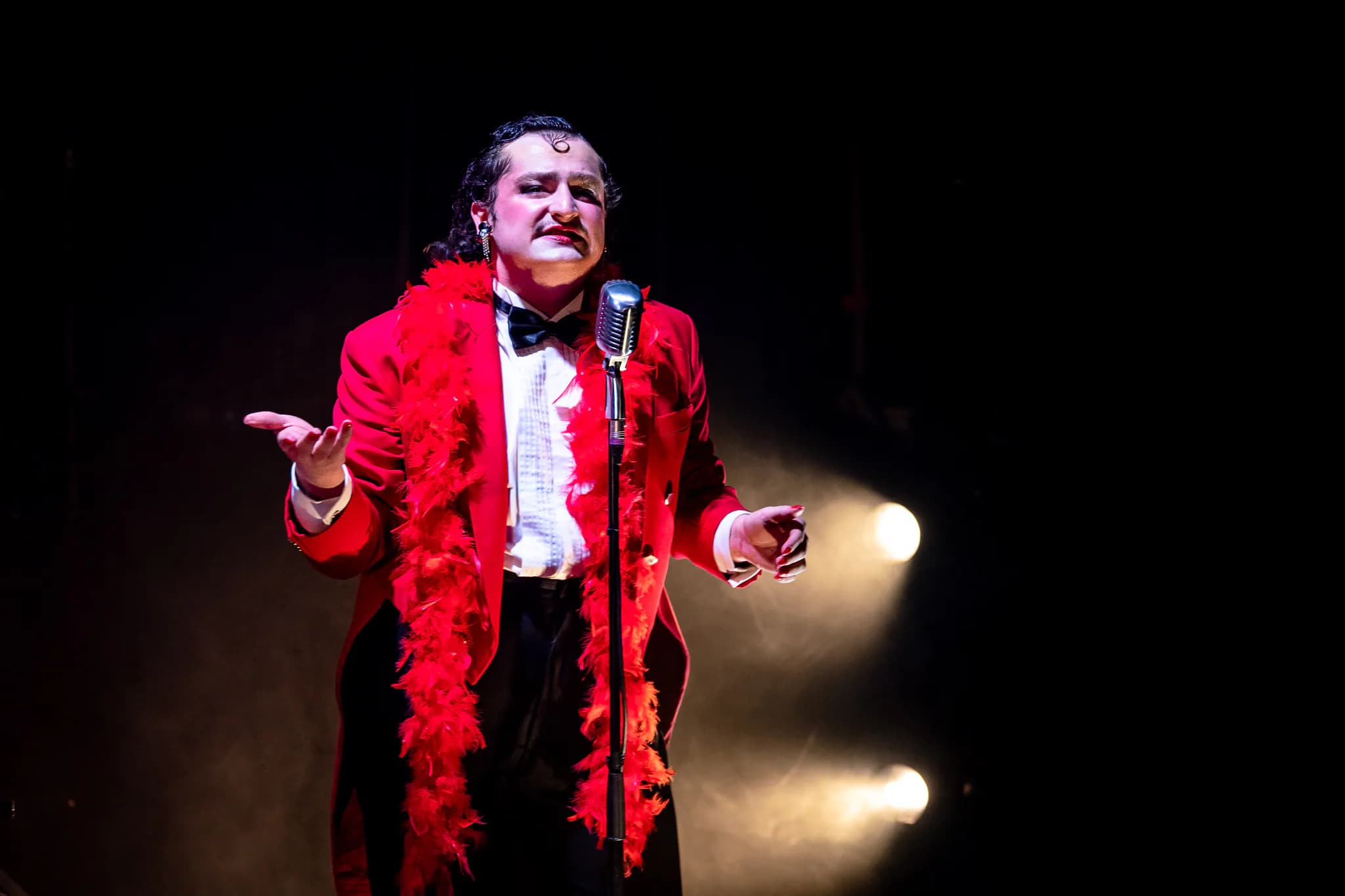 Machinal at RADA Studios — production photograph 4 of 46