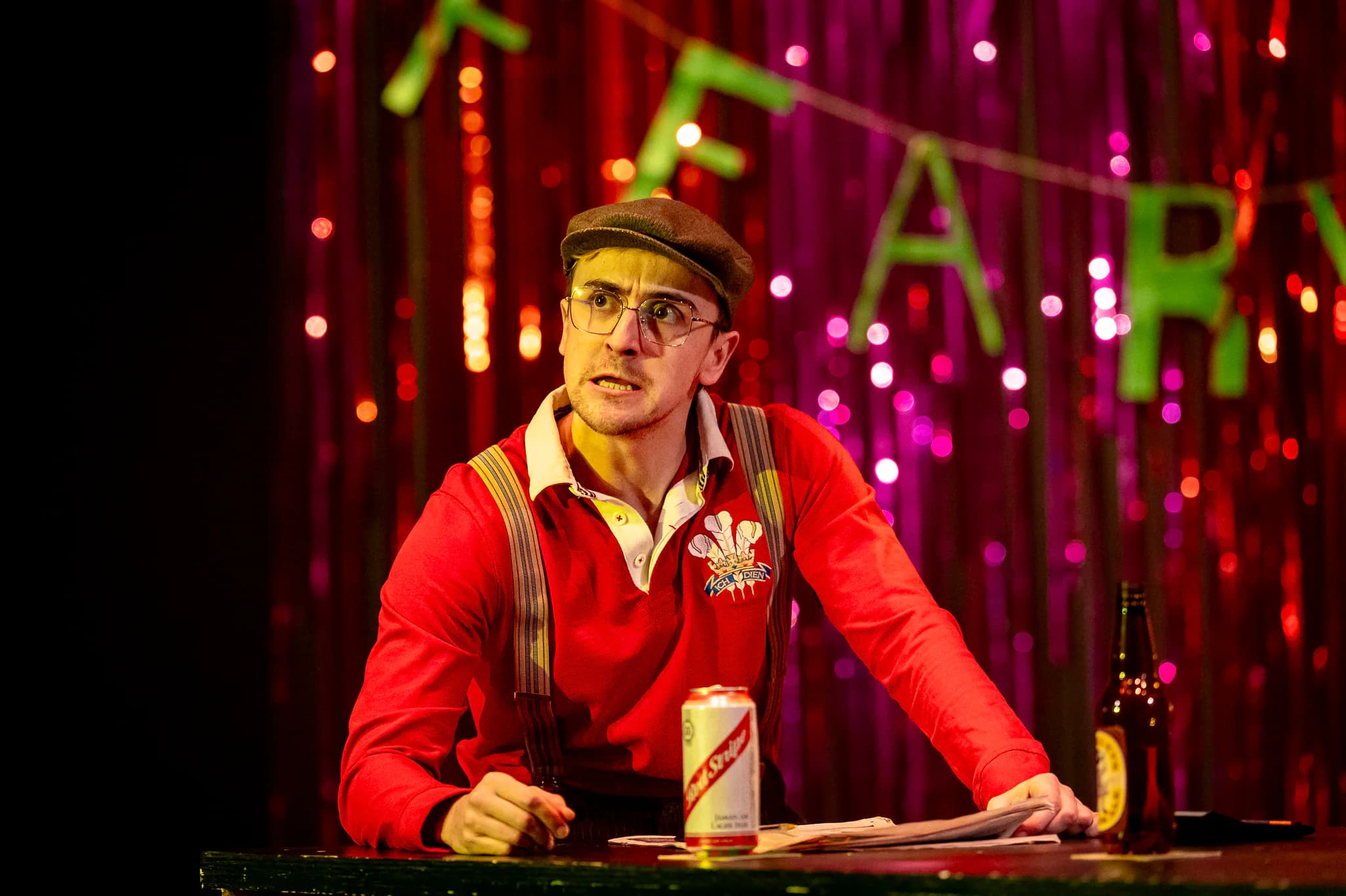 Pavilion at Greenwich Theatre, London — production photograph 11 of 44