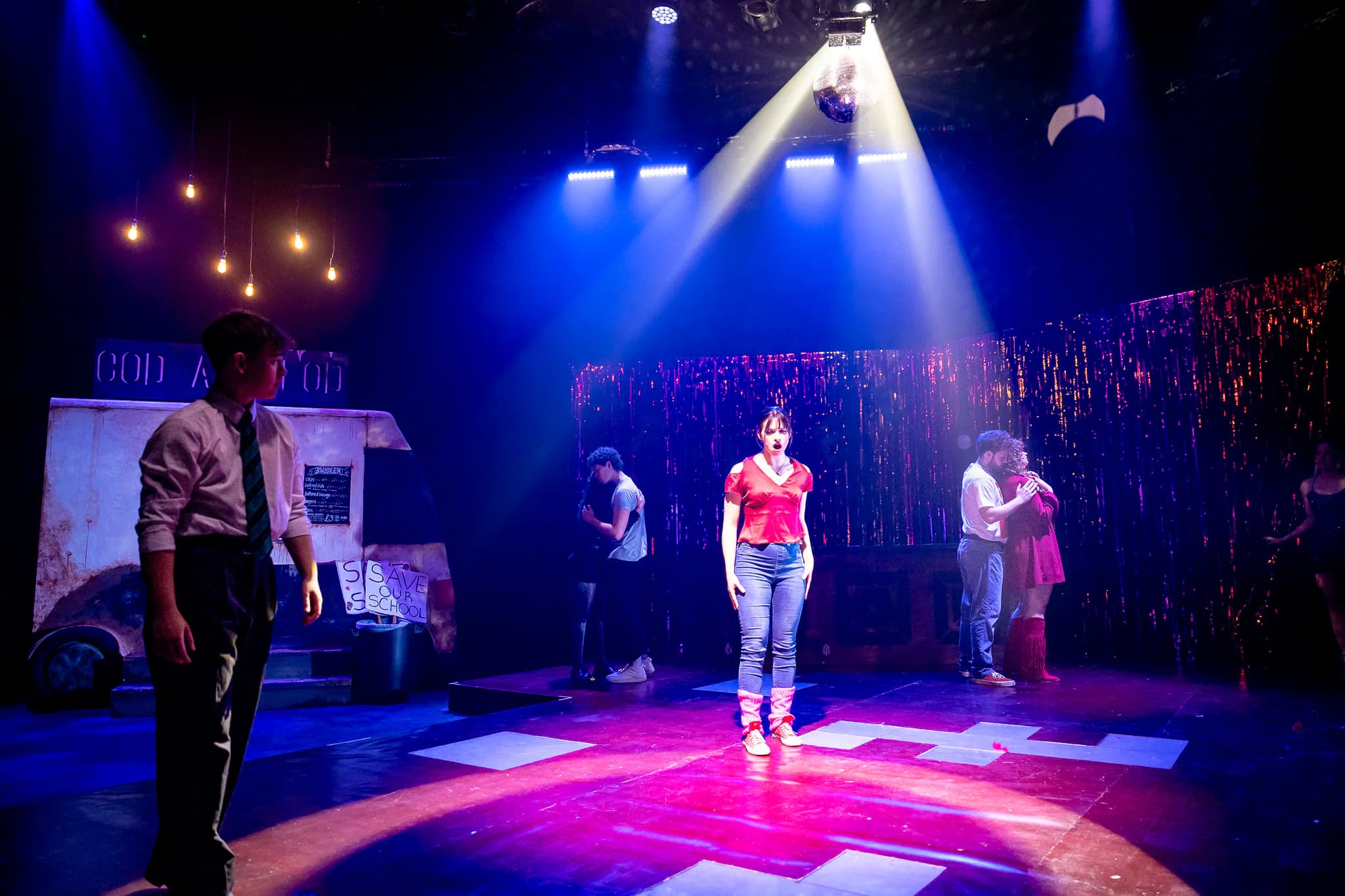 Pavilion at Greenwich Theatre, London — production photograph 22 of 44