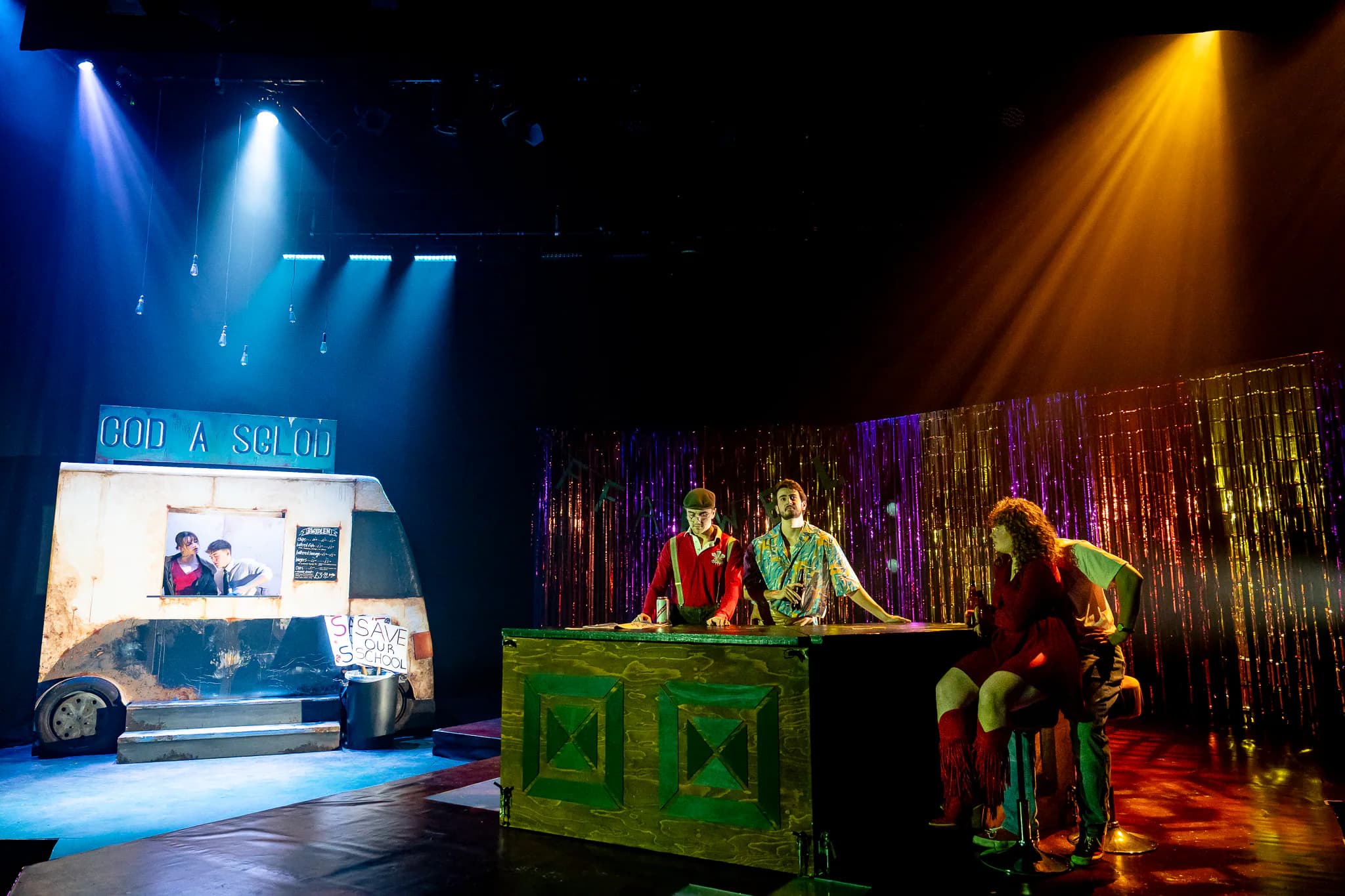 Pavilion at Greenwich Theatre, London — production photograph 39 of 44
