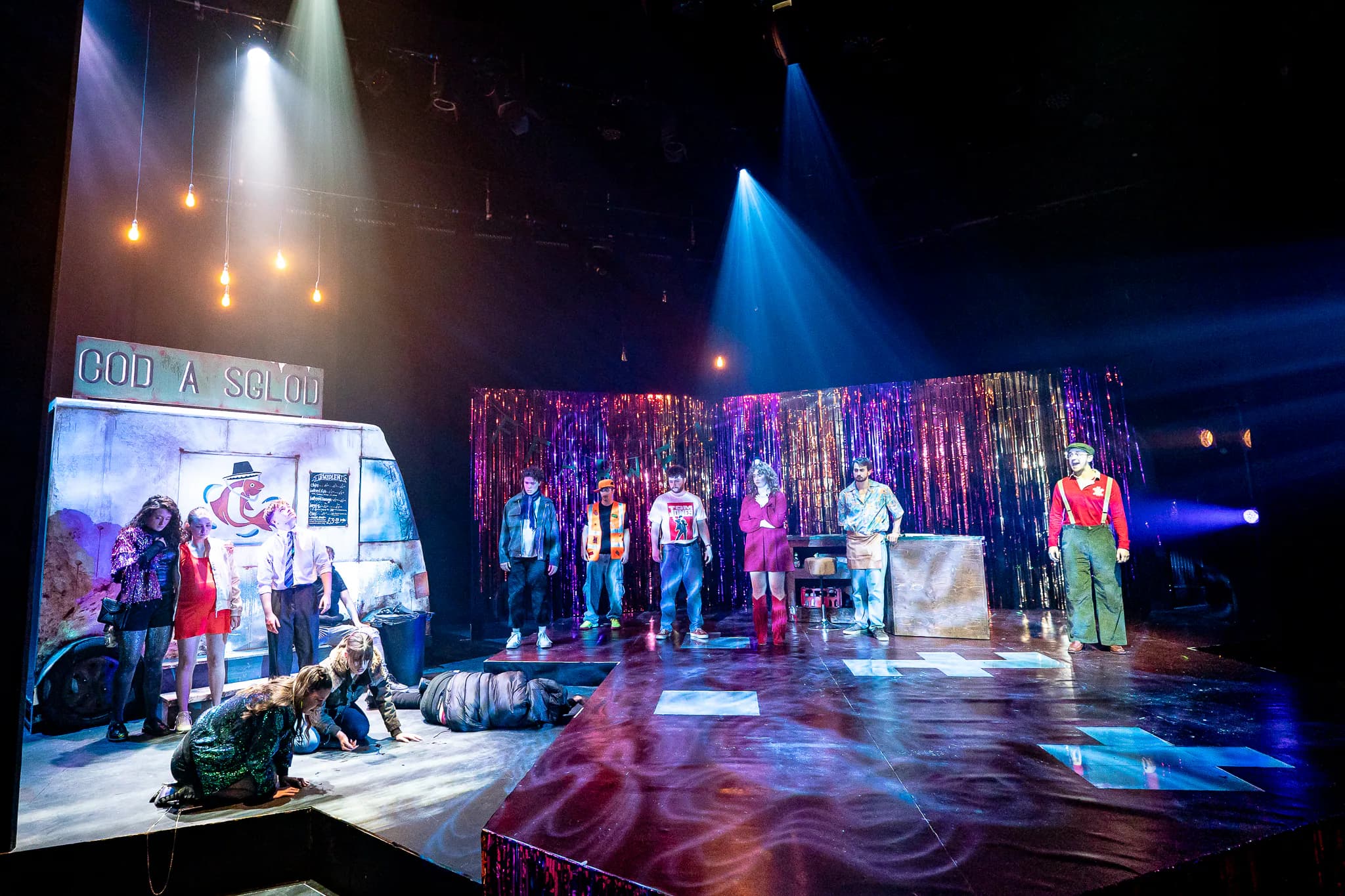 Pavilion at Greenwich Theatre, London — production photograph 42 of 44