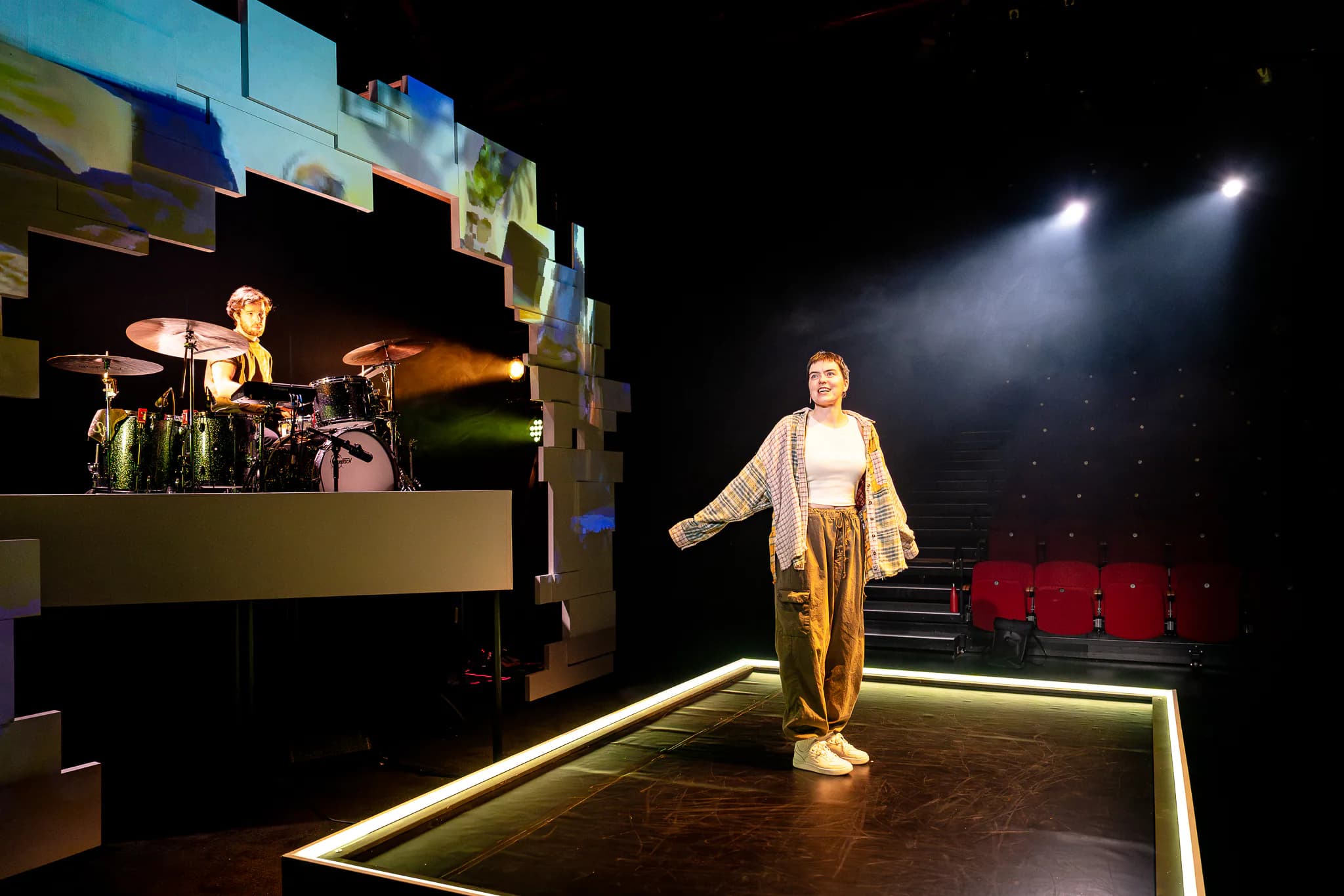 Peak Stuff at UK Tour — production photograph 8 of 43