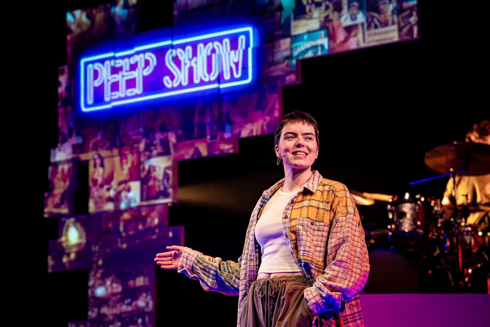 Peak Stuff at UK Tour — production photograph 15 of 43