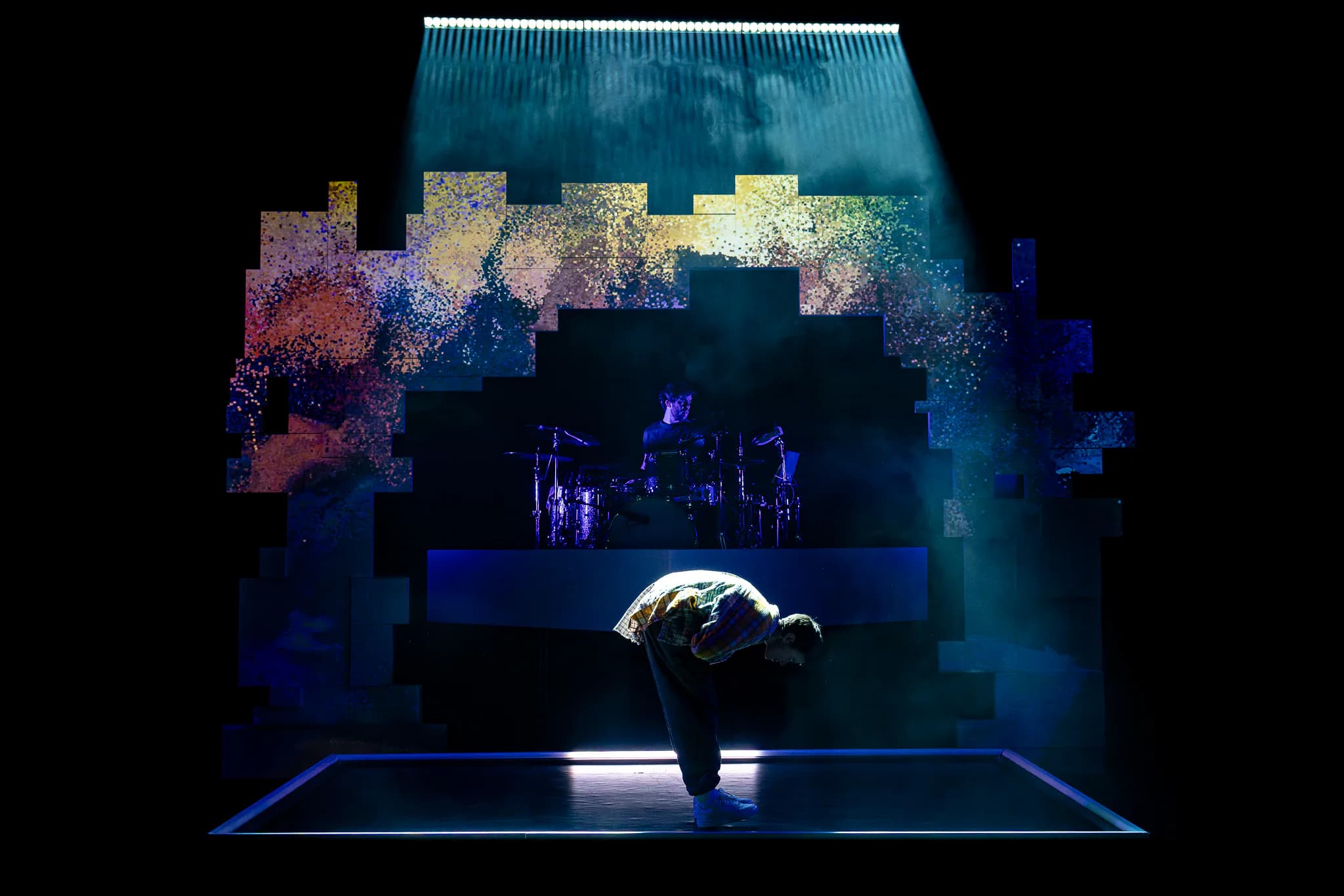 Peak Stuff at UK Tour — production photograph 16 of 43