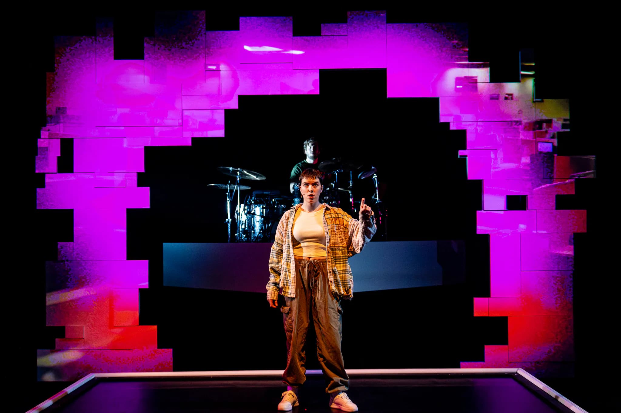 Peak Stuff at UK Tour — production photograph 33 of 43