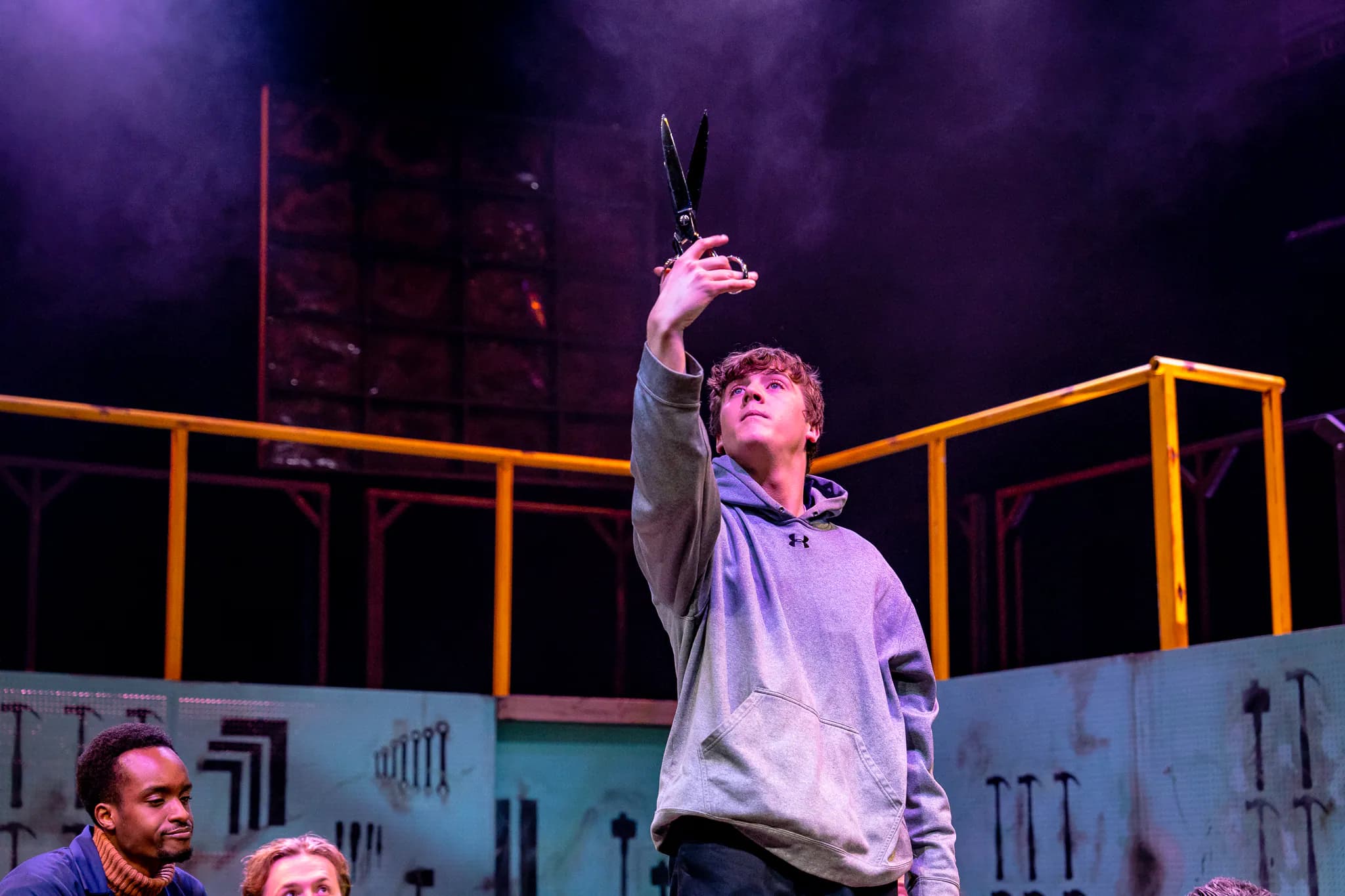 Scissors at Greenwich Theatre — production photograph 22 of 41