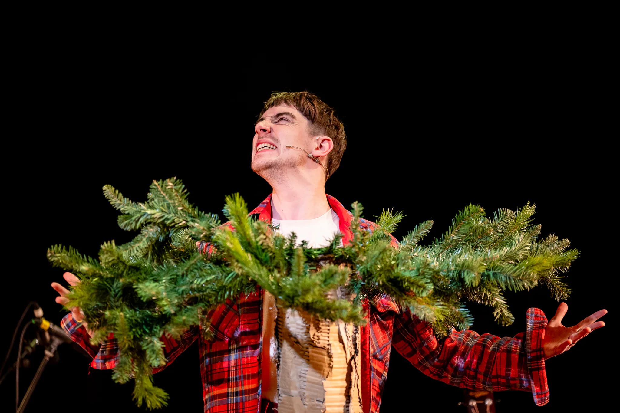 The Fir Tree at Studio Theatre, artsdepot — production photograph 11 of 38